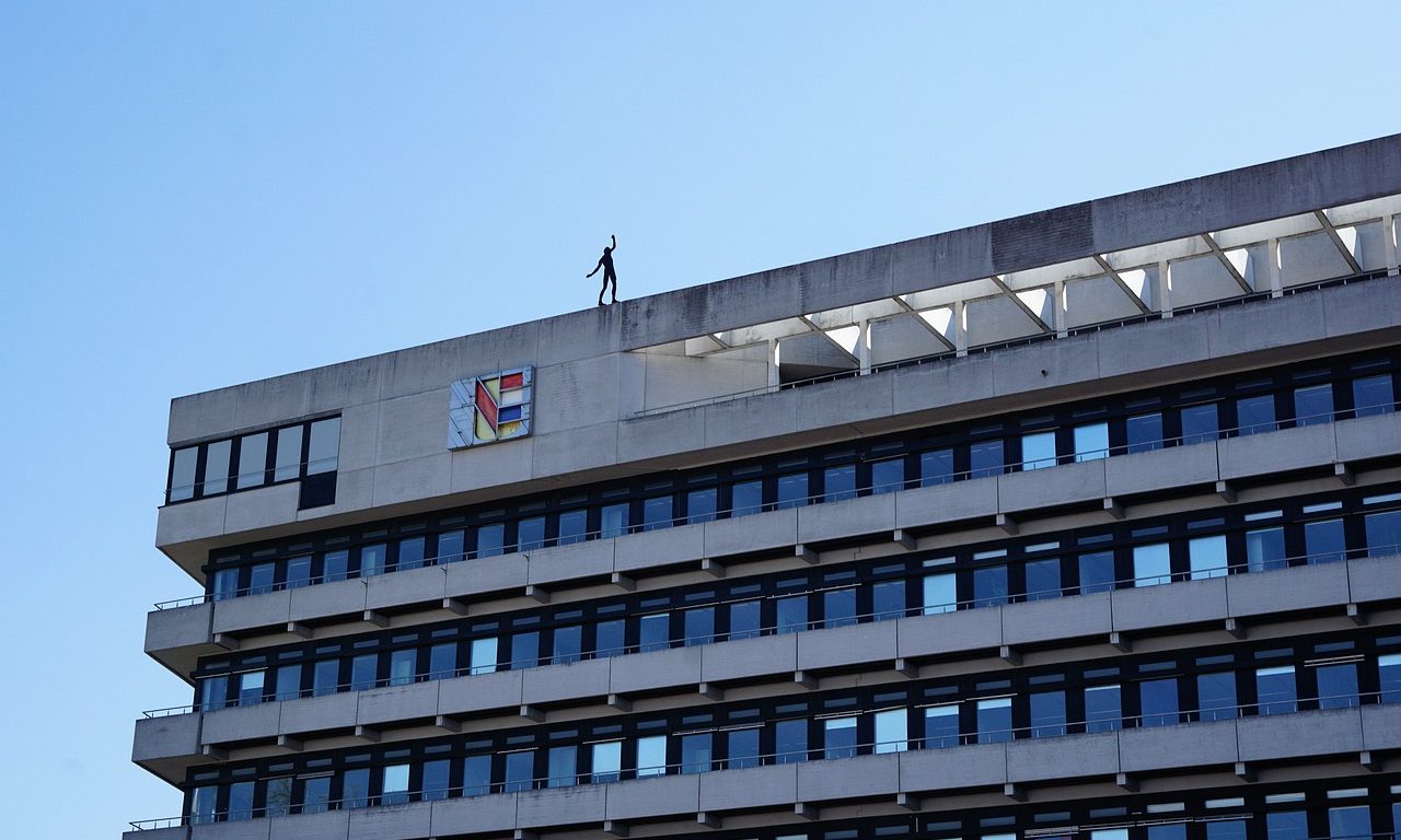 sculpture-2260364_1280